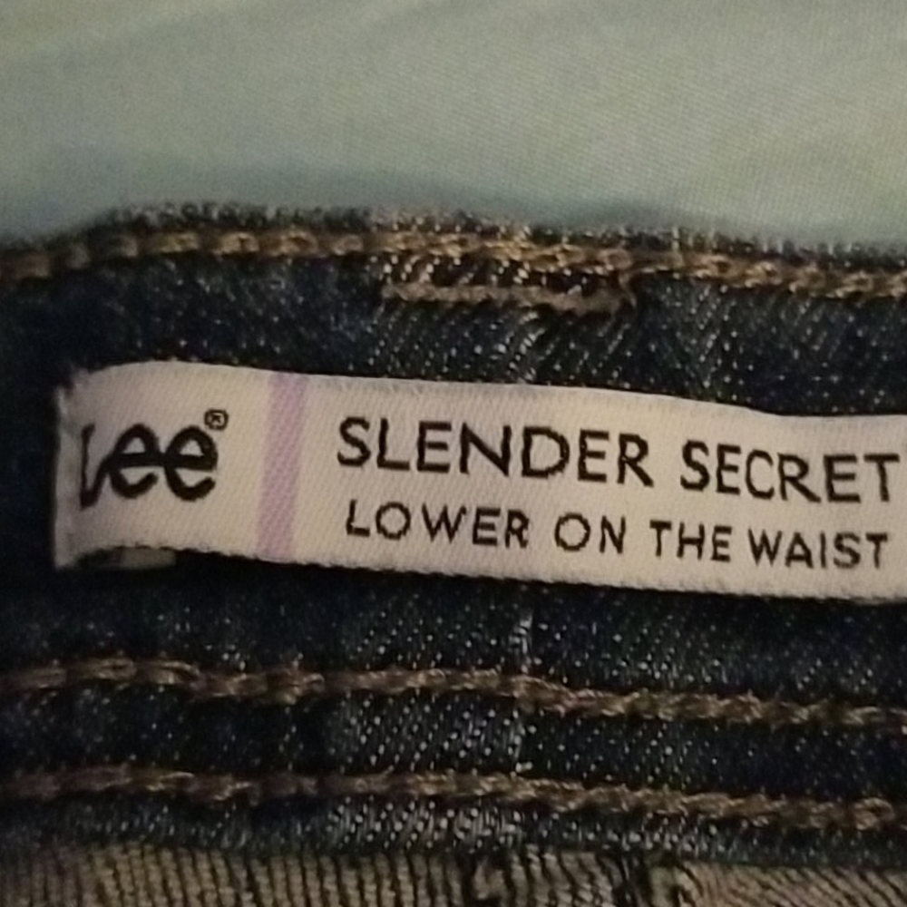 Used like new Lee's Slender Secret